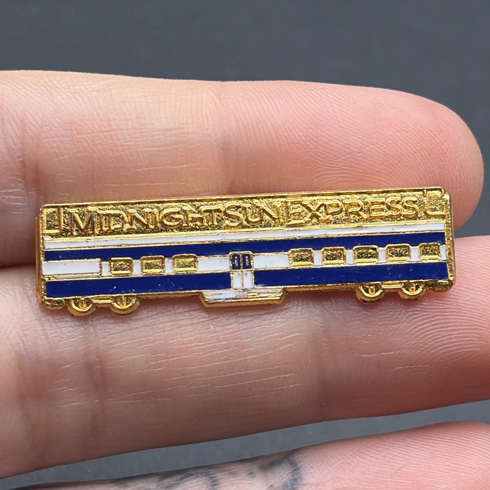 Midnight Sun Express‎ Passenger Railcar Alaska Lapel Hat Pin